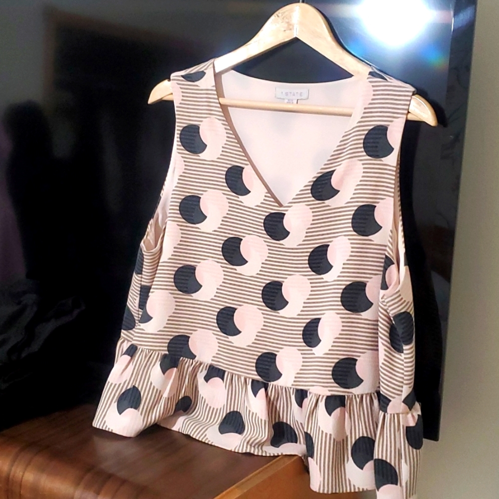 Top, tank style, size XL
